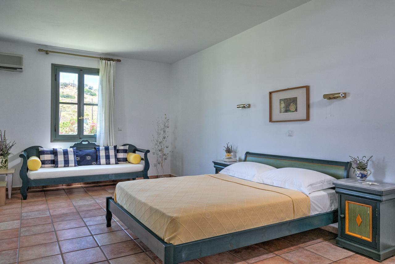 Dioni Hotel Skyros Exterior foto